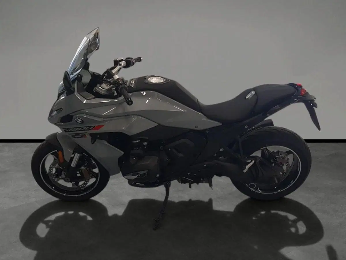 Bmw R 1300 RS (2026) (2)