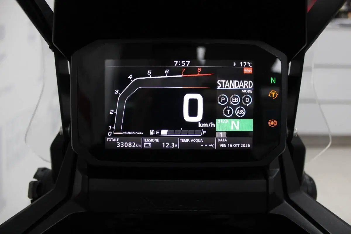 Honda X-ADV 750 DCT (2021 - 24) (8)