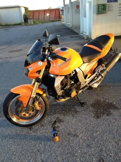 Kawasaki Z 1000 (2003 - 06) usata