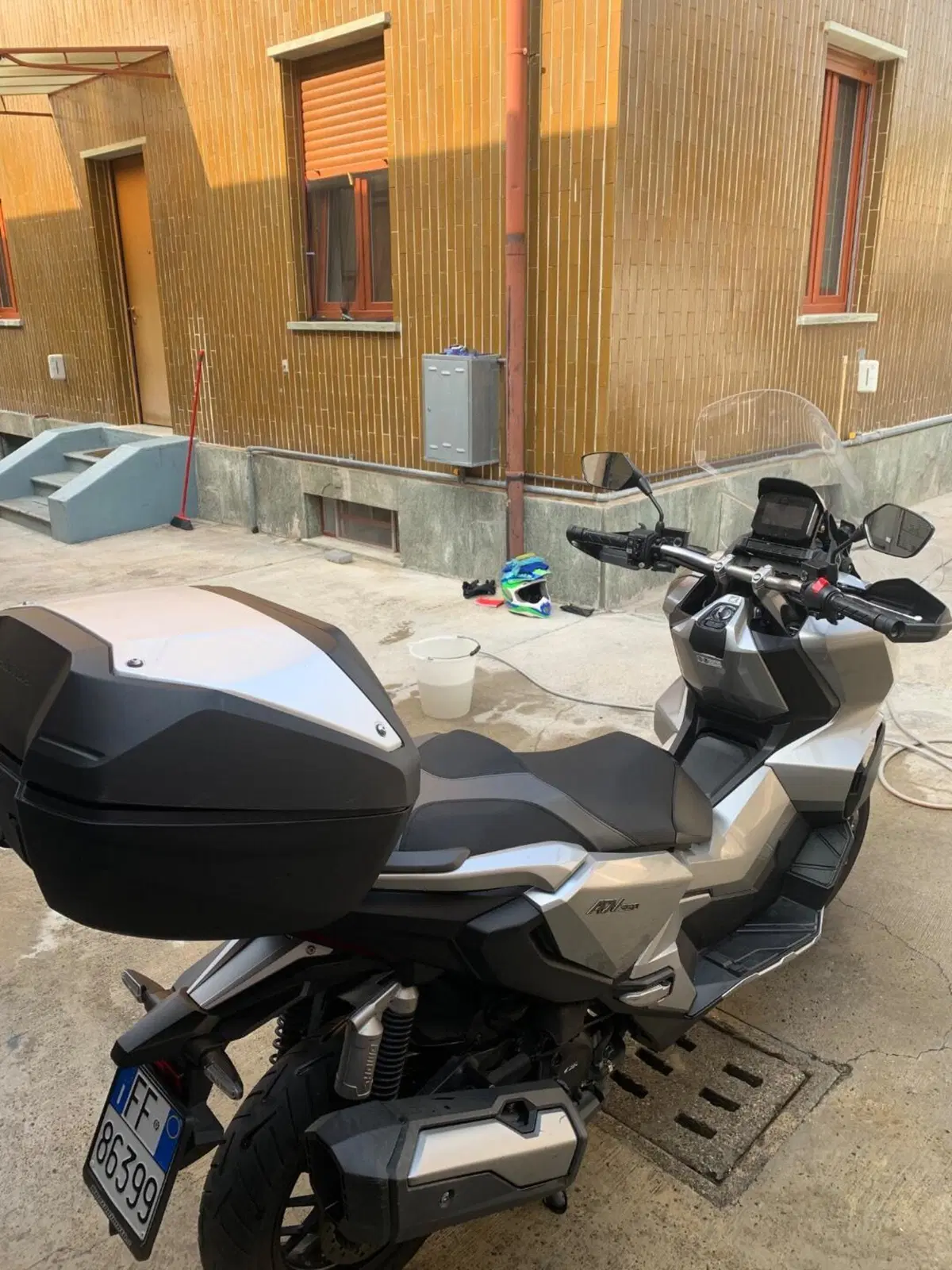 Honda ADV 350 (2022 - 24) (4)
