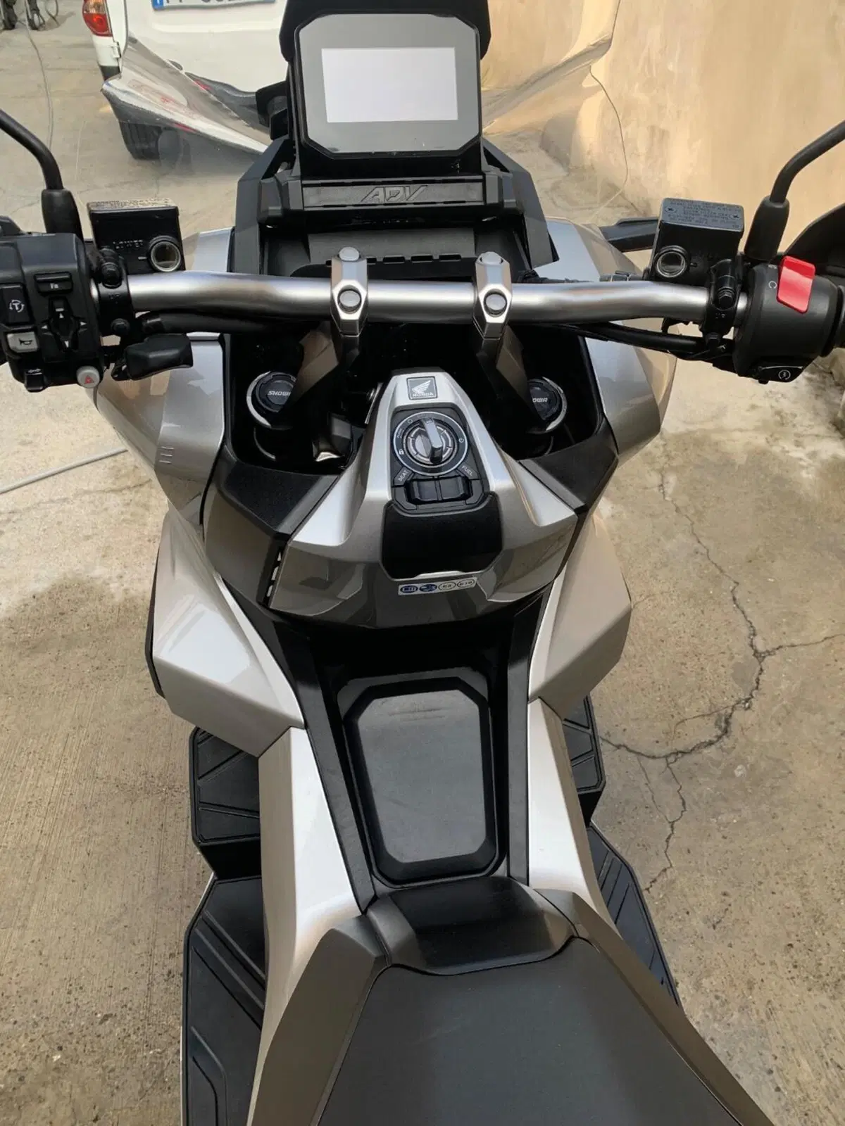 Honda ADV 350 (2022 - 24) (6)