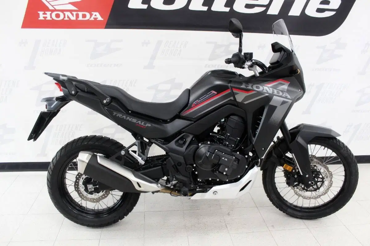 Honda Transalp XL750 (2026) (2)