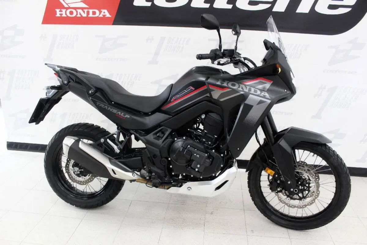 Honda Transalp XL750 (2026) (3)