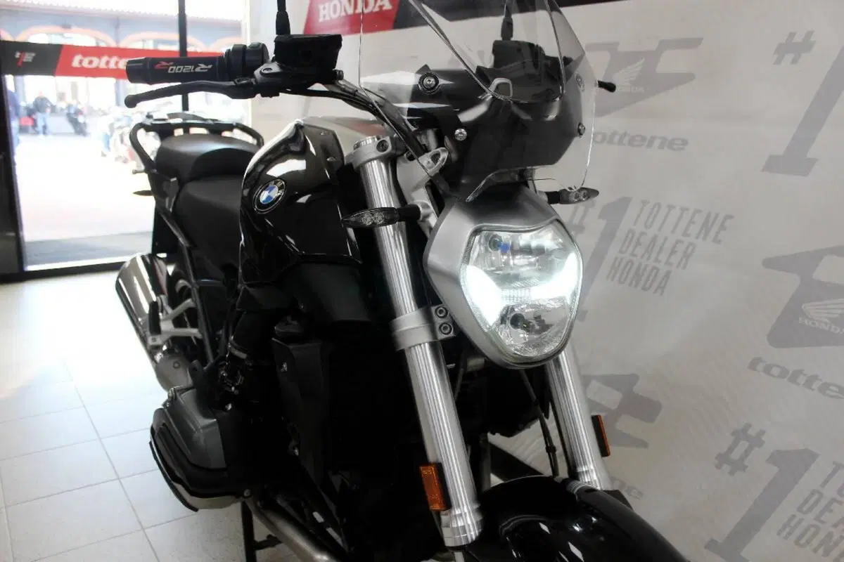 Bmw R 1200 R (2017 - 18) (4)