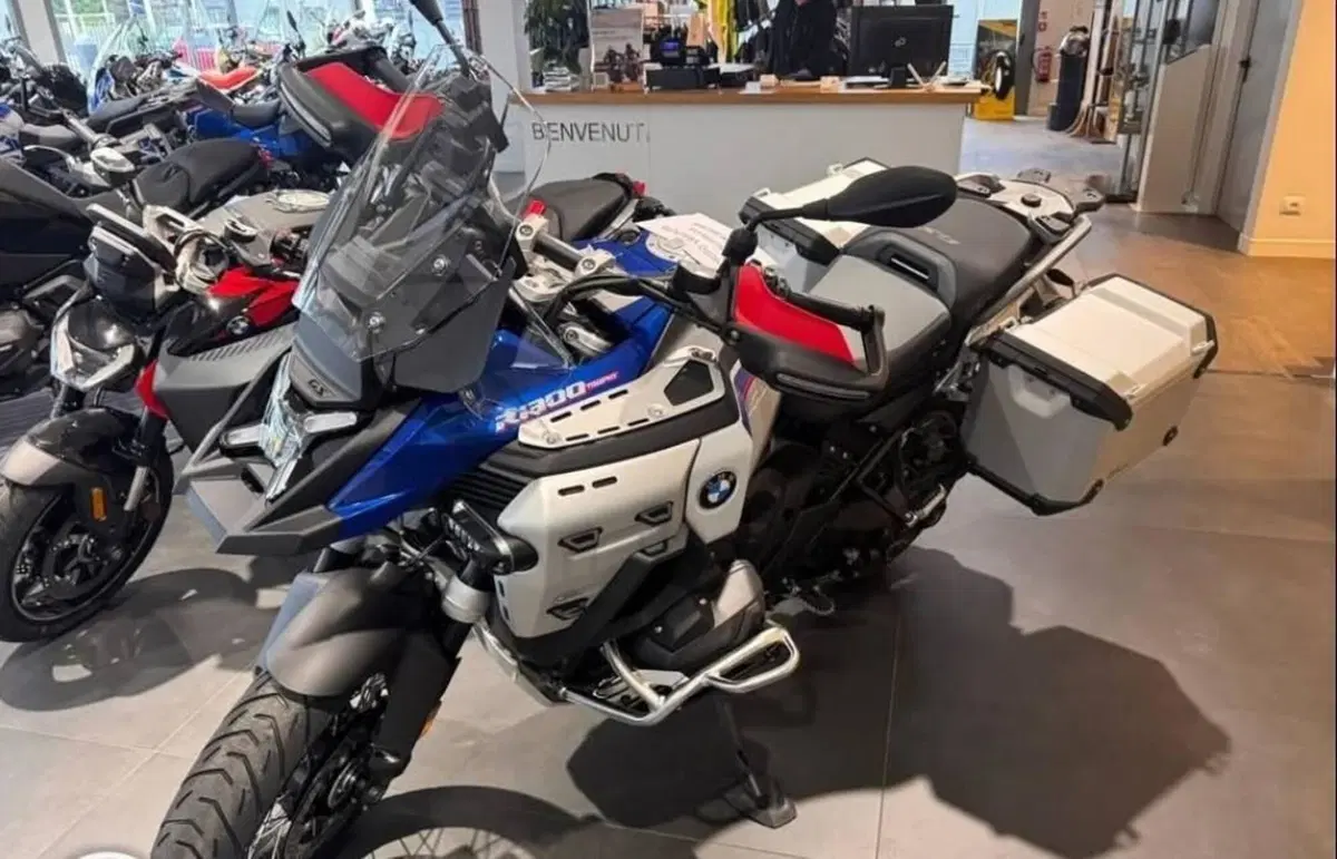 Bmw R 1300 GS Adventure Trophy (2025 - 26) (2)