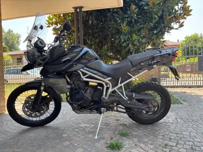 Triumph Tiger 800 XC (2011 - 12) usata