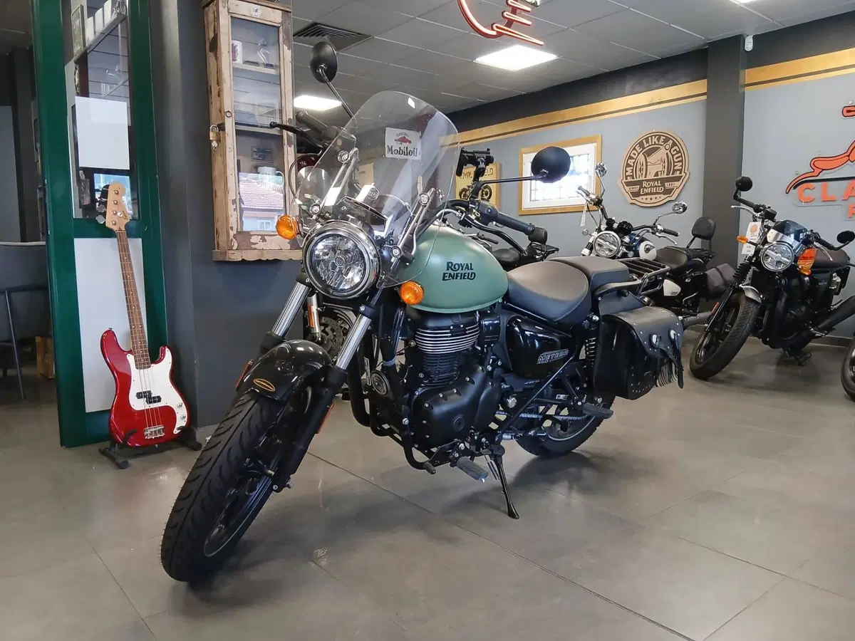 Royal Enfield Meteor 350 (2021 - 26)