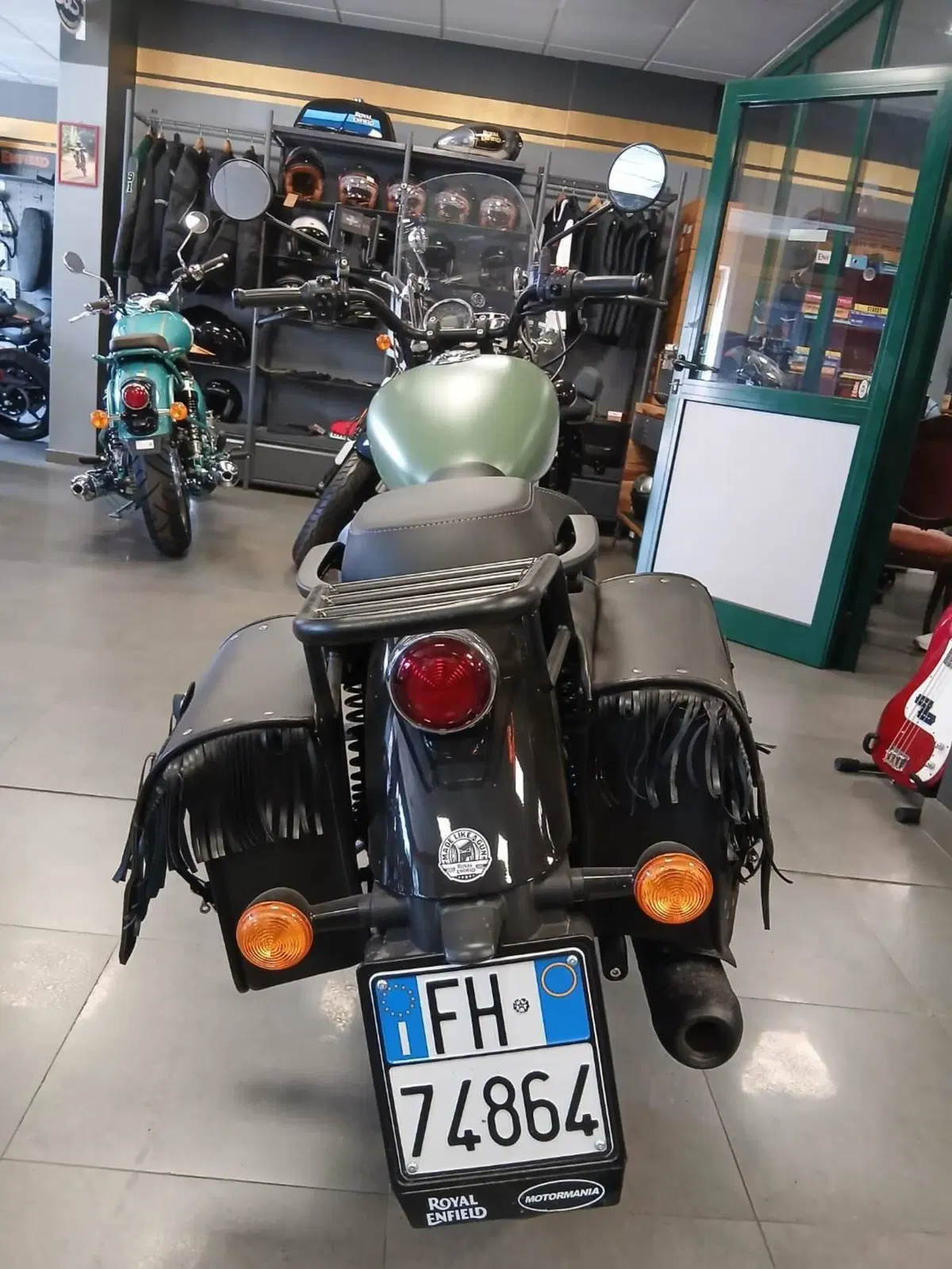 Royal Enfield Meteor 350 (2021 - 26) (5)