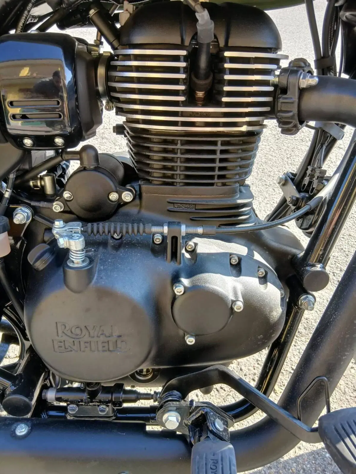 Royal Enfield Meteor 350 (2021 - 26) (8)