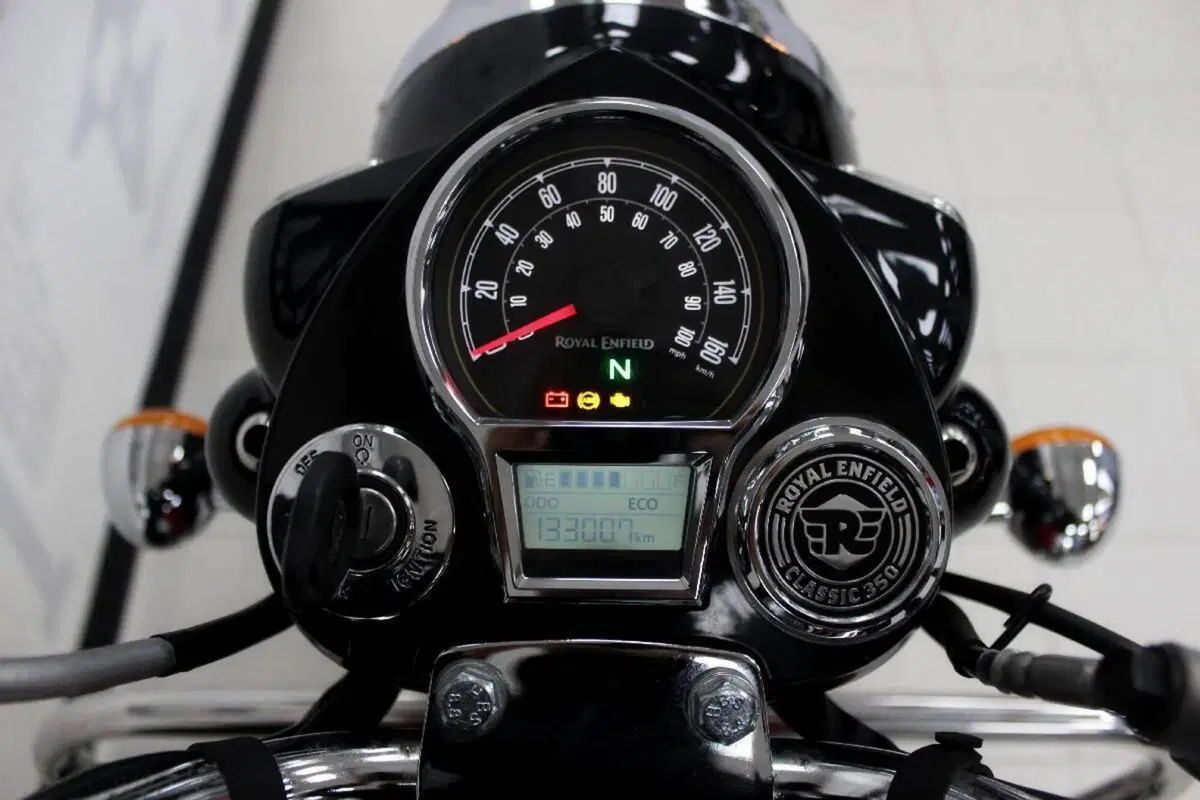 Royal Enfield Classic 350 (2021 - 26) (7)