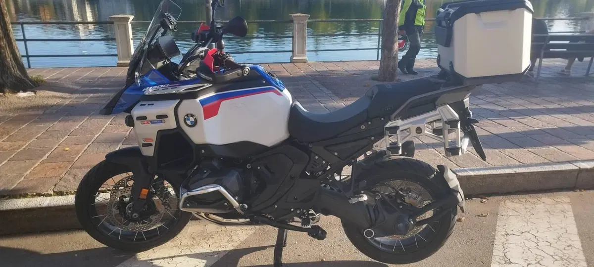 Bmw R 1300 GS Adventure Trophy (2025 - 26) (6)