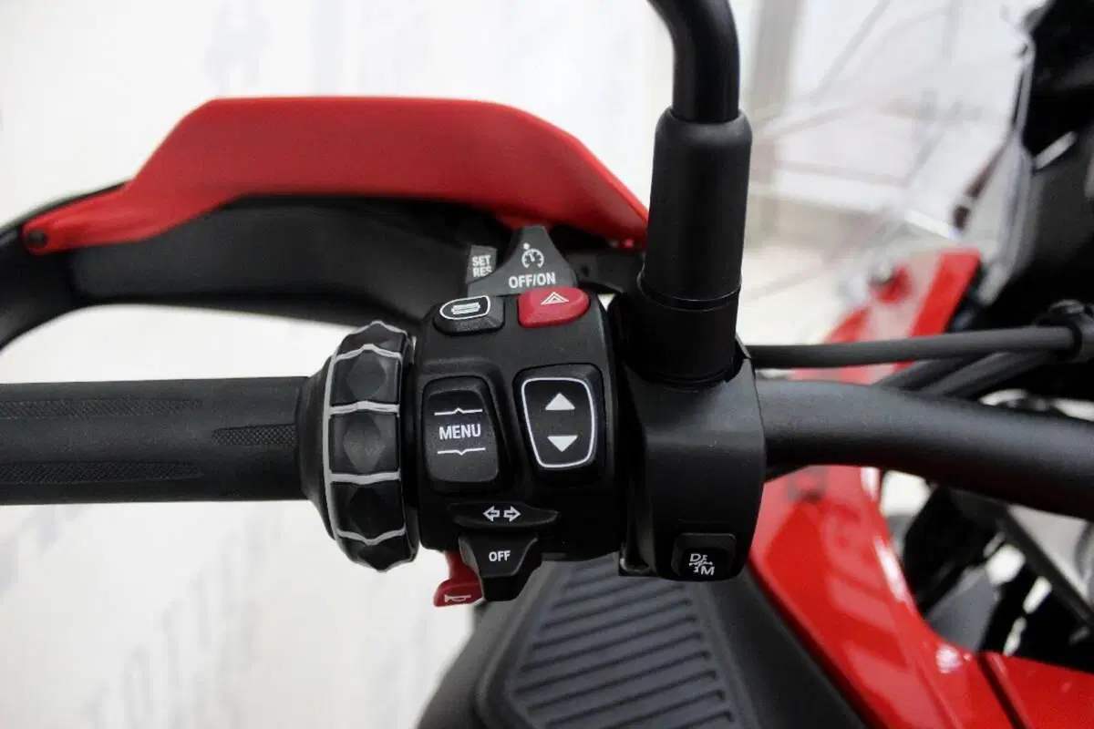 Bmw R 1300 GS Adventure ASA (2025 - 26) (6)
