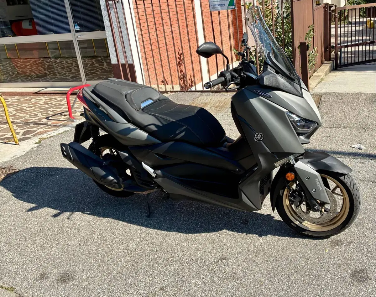 Yamaha X-Max 125 Tech Max (2021 - 24) (6)