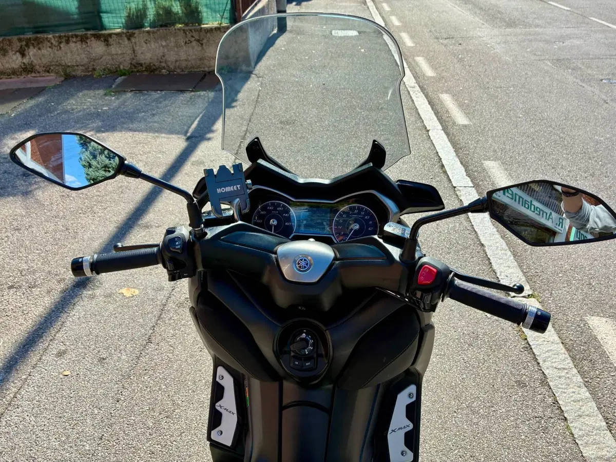 Yamaha X-Max 125 Tech Max (2021 - 24) (7)