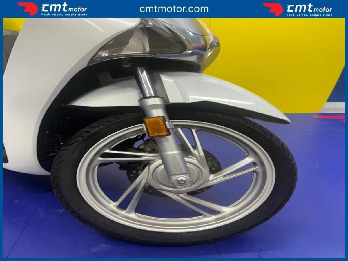 Honda SH 125i (2017 - 19) (6)