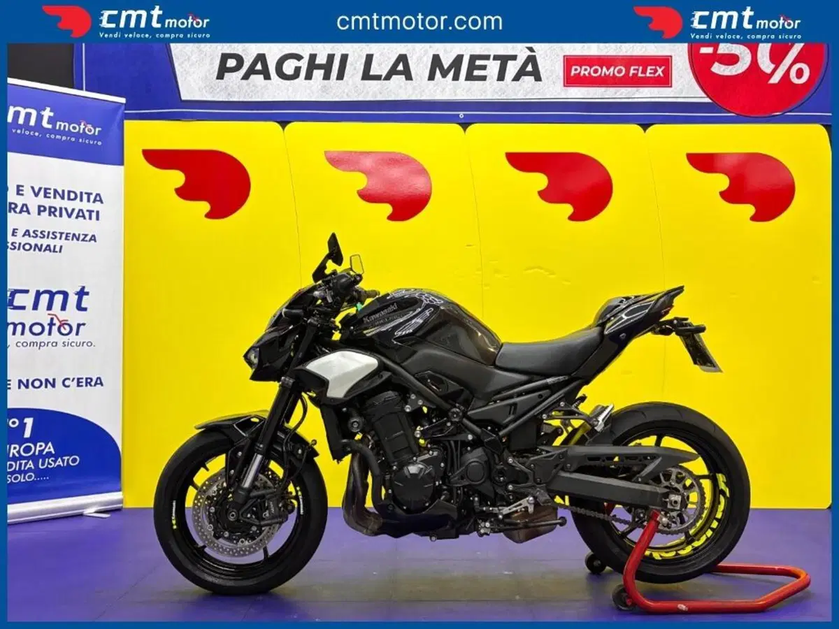 Kawasaki Z 900 (2025 - 27) (4)
