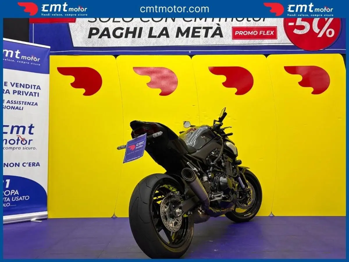 Kawasaki Z 900 (2025 - 27) (7)
