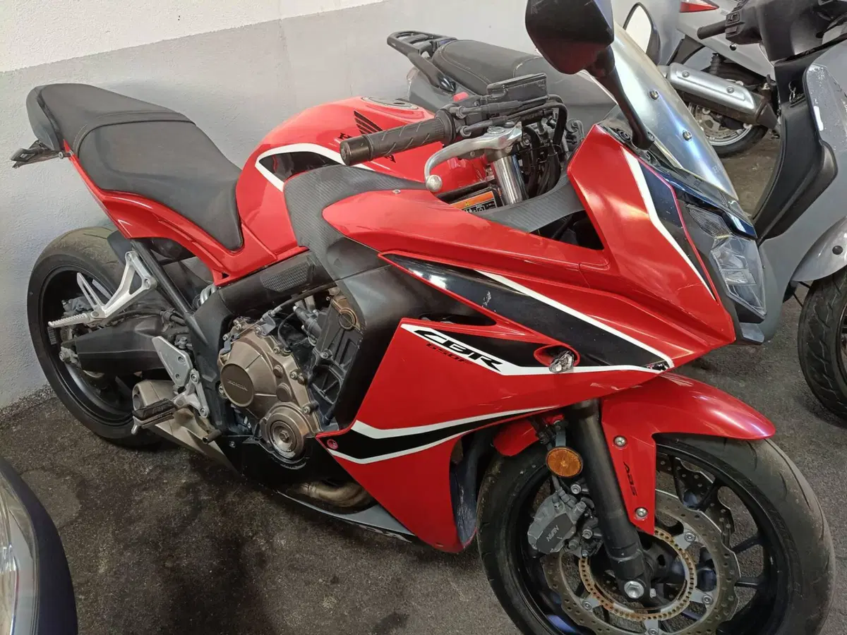 Honda CBR 650 F (2017 - 18) (4)