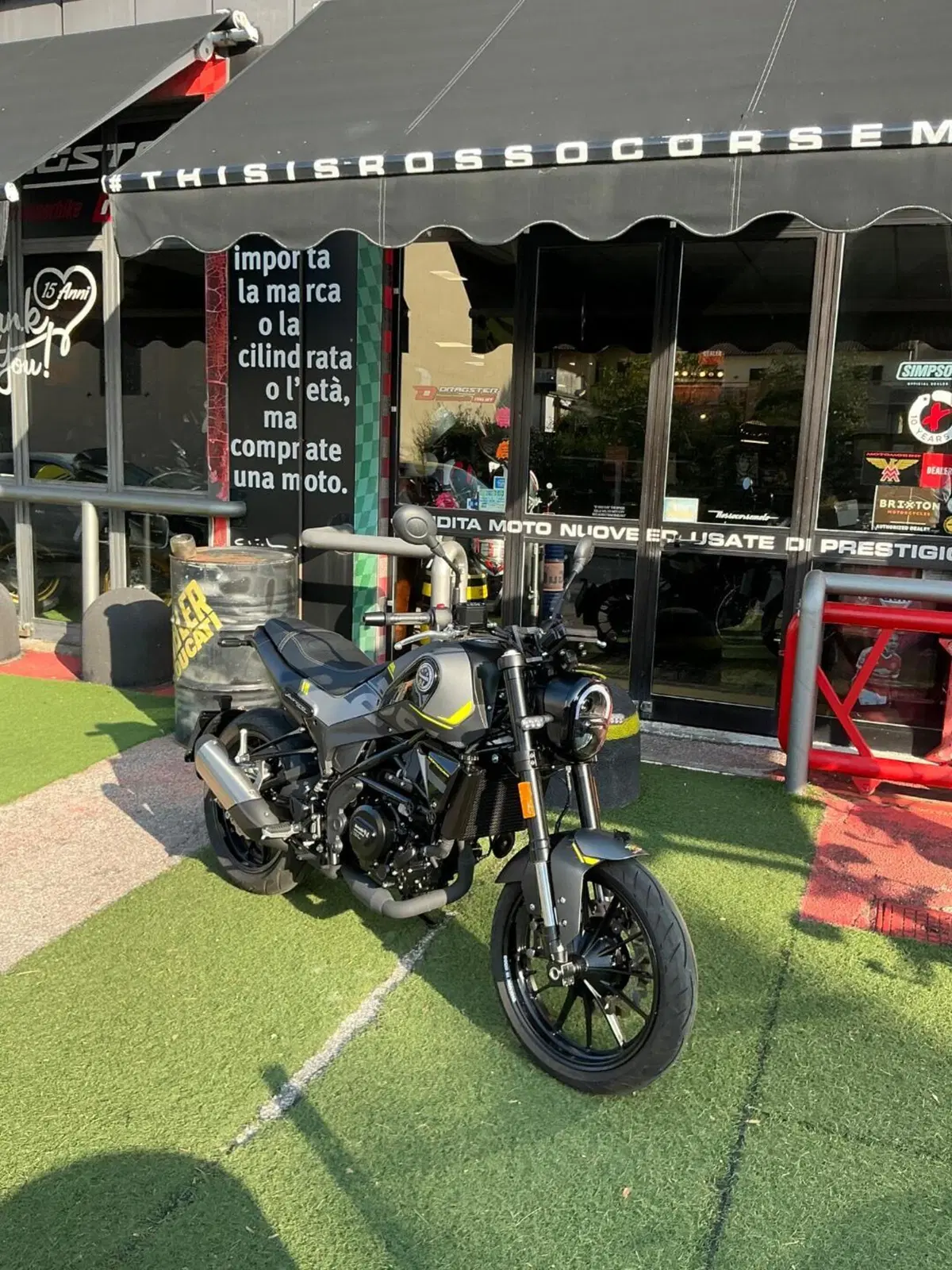 Benelli Leoncino 250 (2021 - 25) (2)