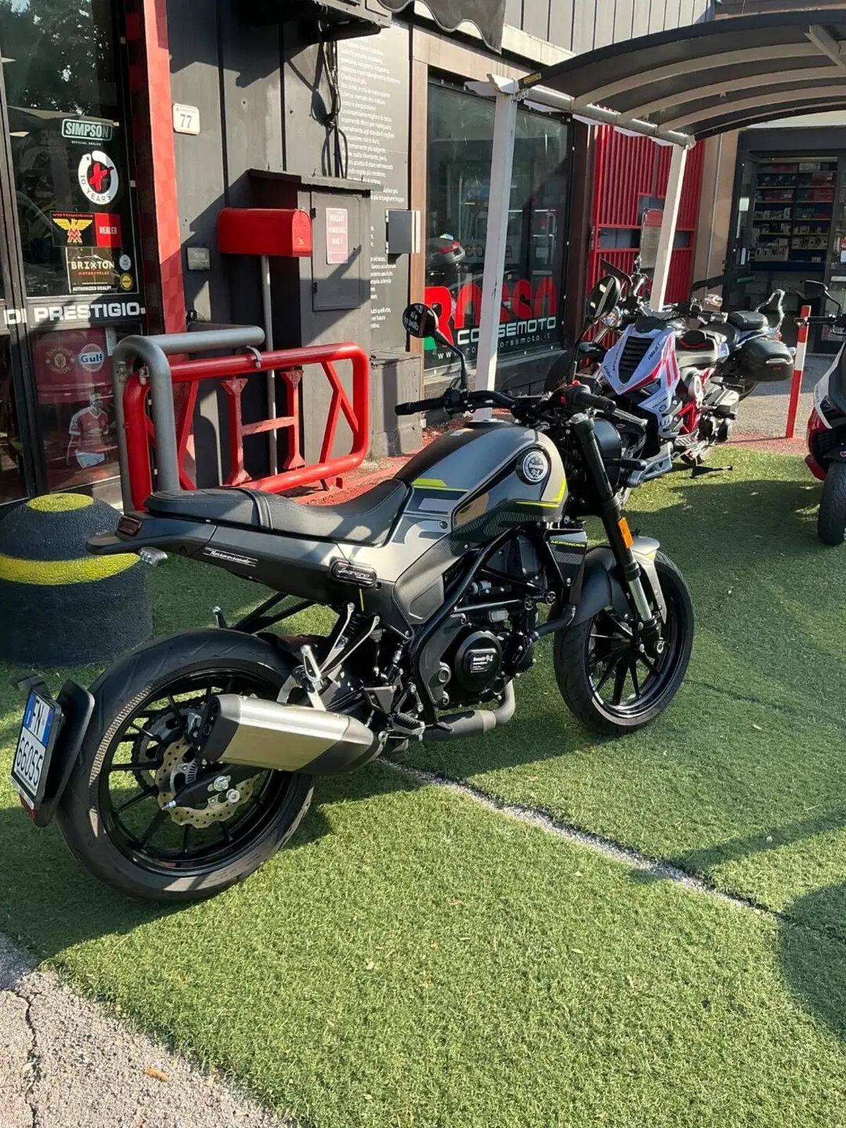 Benelli Leoncino 250 (2021 - 25) (7)