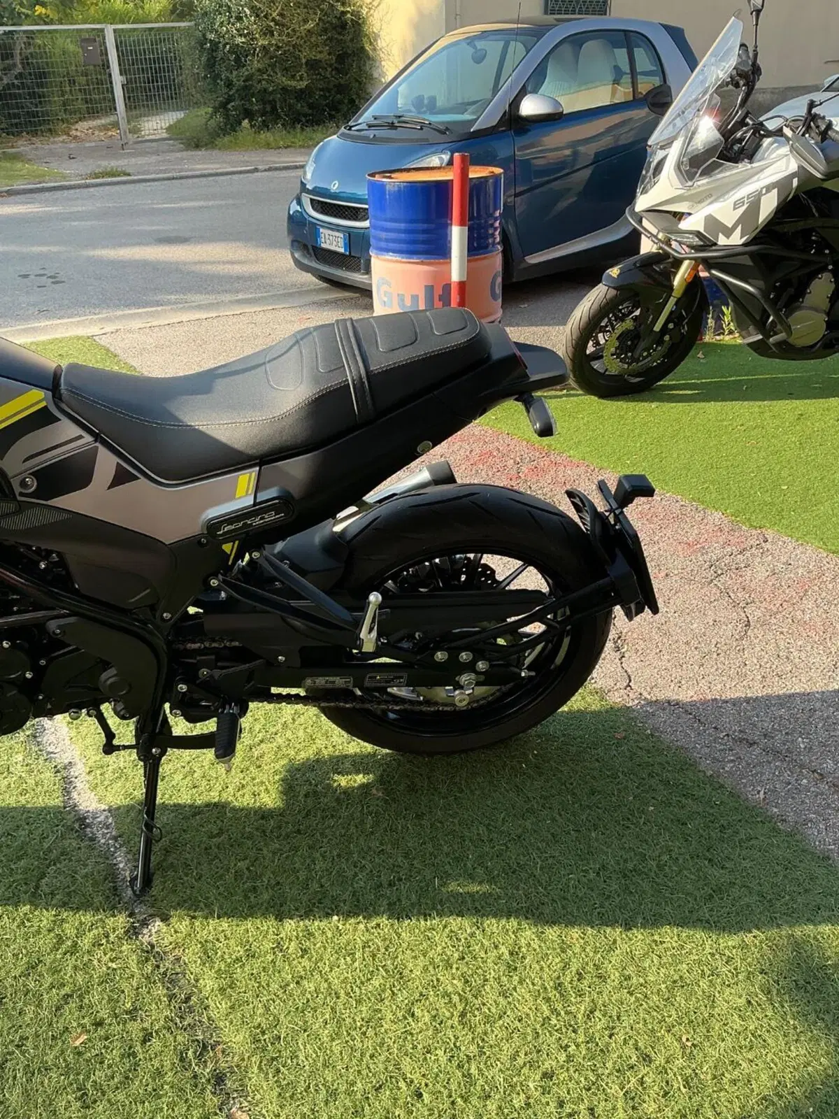 Benelli Leoncino 250 (2021 - 25) (12)