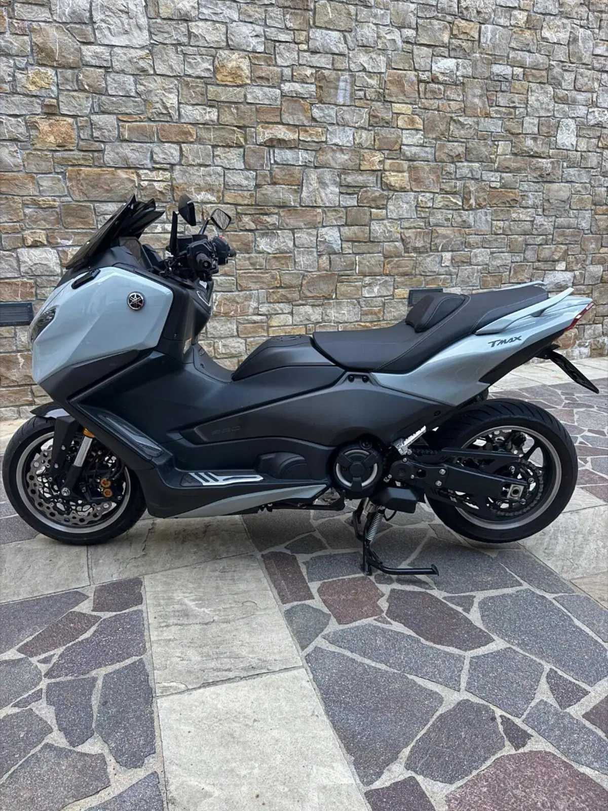 Yamaha T-Max 560 Tech Max (2025 - 26) (3)