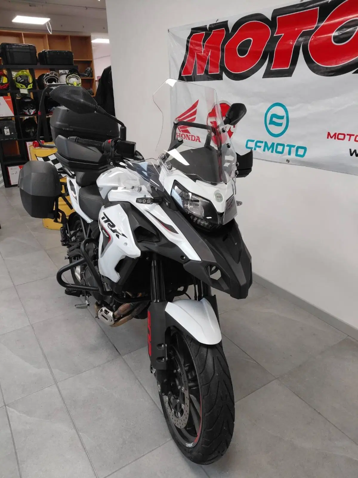 Benelli TRK 502 (2021 - 25) (2)