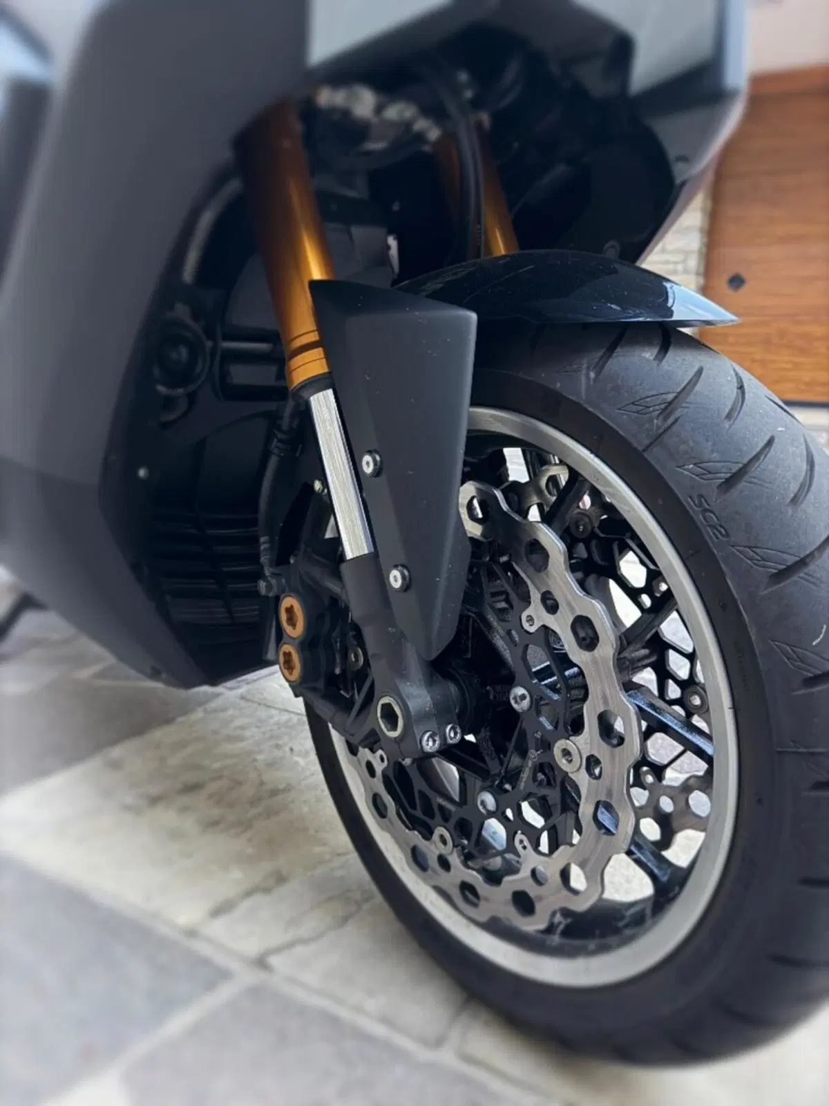 Yamaha T-Max 560 Tech Max (2025 - 26) (8)