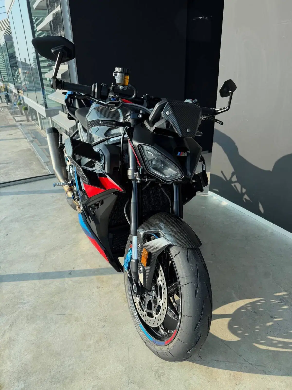 Bmw M 1000 R (2025 - 27) (3)