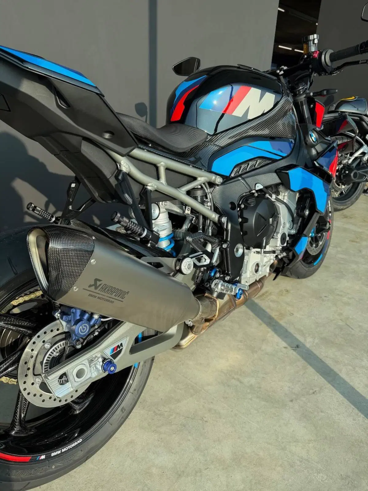 Bmw M 1000 R (2025 - 27) (6)