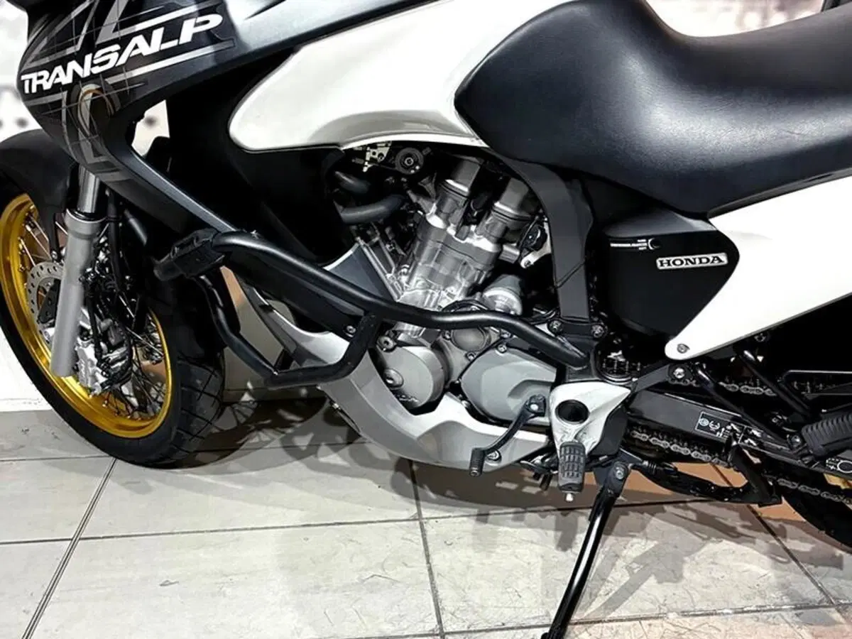 Honda Transalp XL 700 V ABS (2007 - 2013) (3)