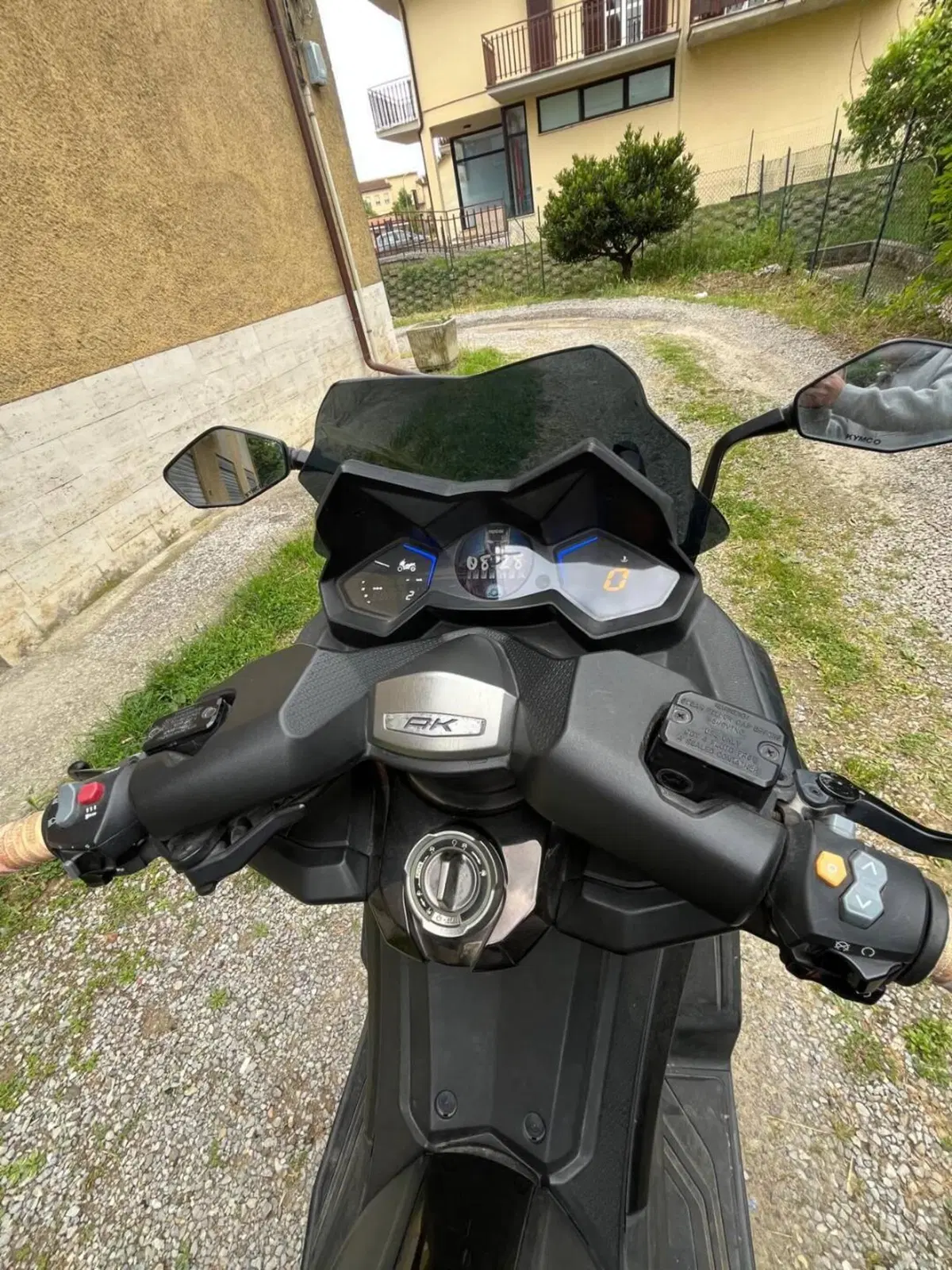 Kymco AK 550 (2017 - 19) (5)