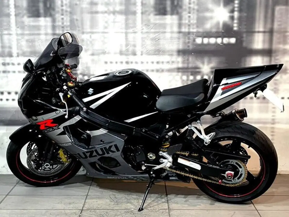 Suzuki GSX-R1000 (2005 - 06) (4)