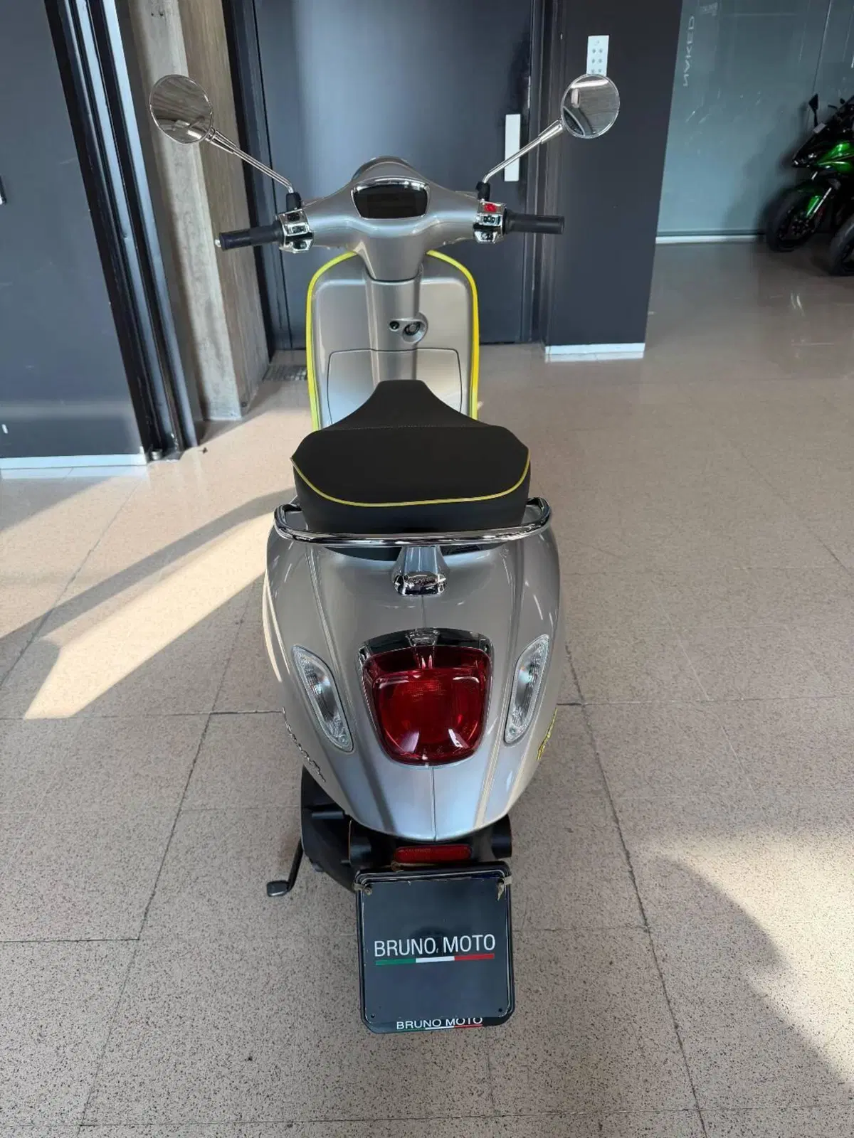 Vespa Vespa Elettrica (2018 - 19) (4)