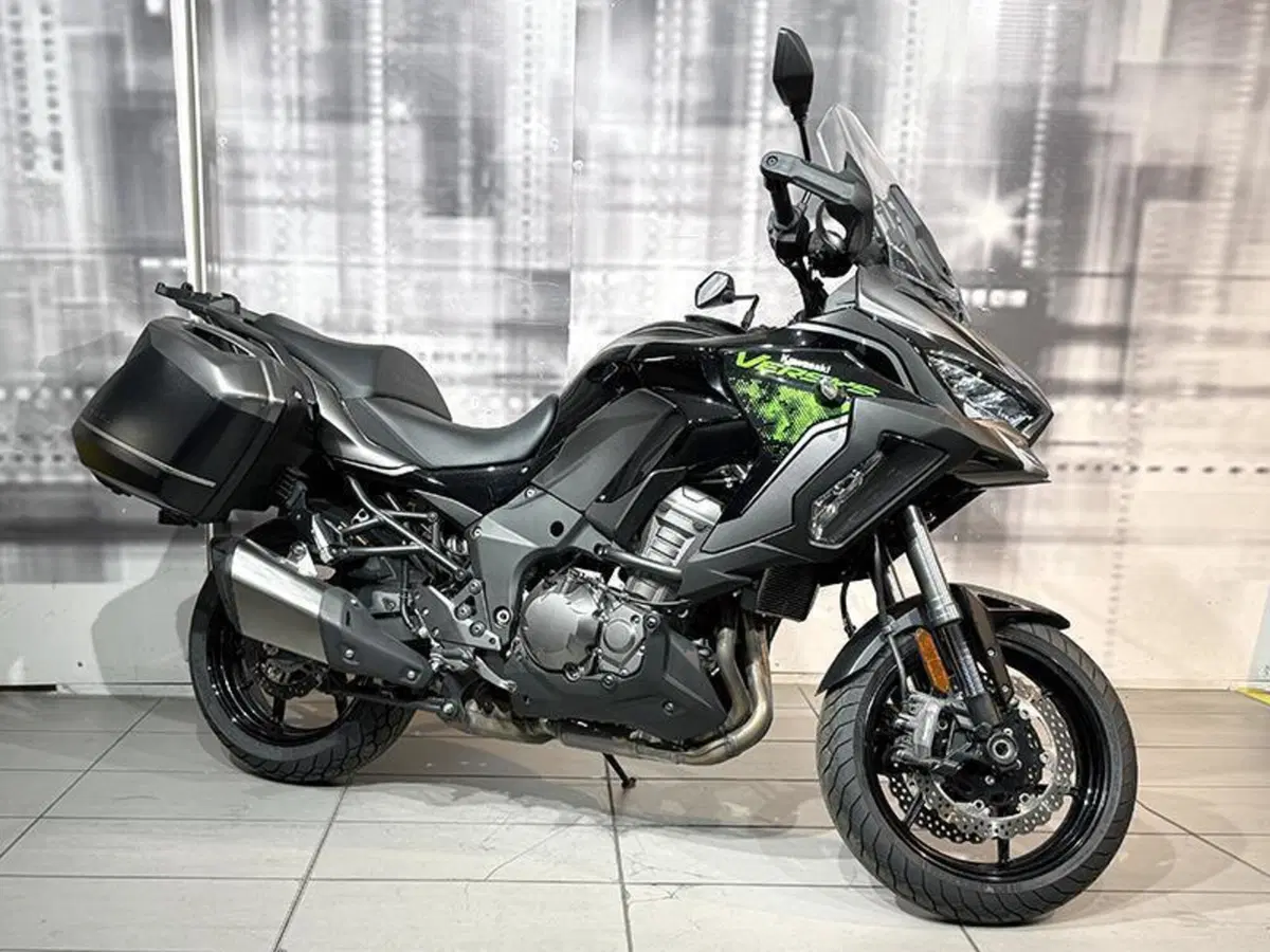 Kawasaki Versys 1000 SE Tourer (2022 - 24)