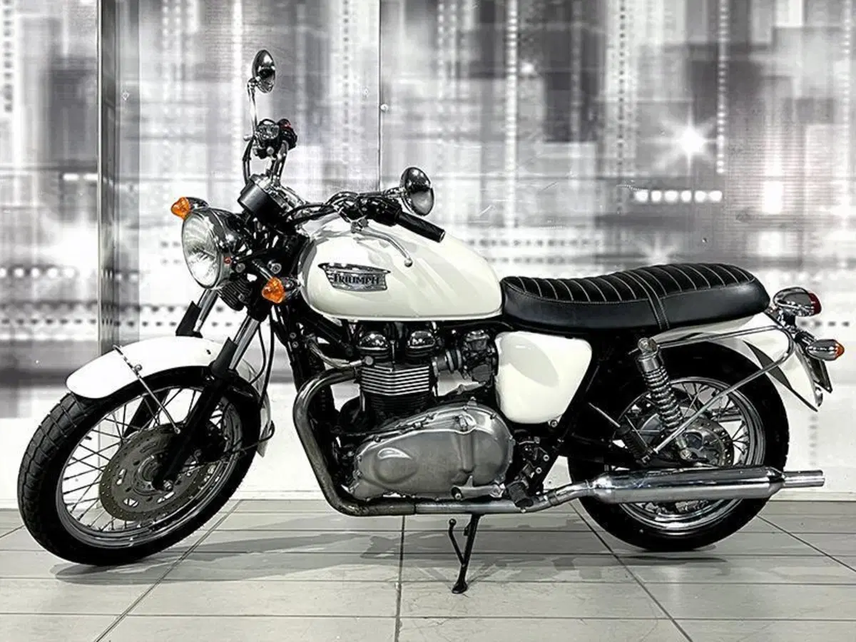Triumph Bonneville (2007 - 16) (7)