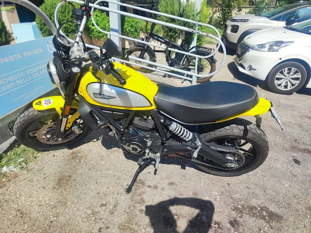 Ducati Scrambler 800 Icon (2017 - 20) (2)