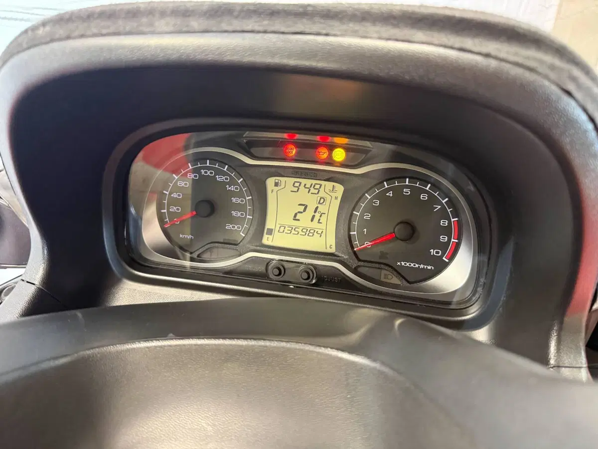 Suzuki Burgman AN 650 Executive (2017 - 20) (7)