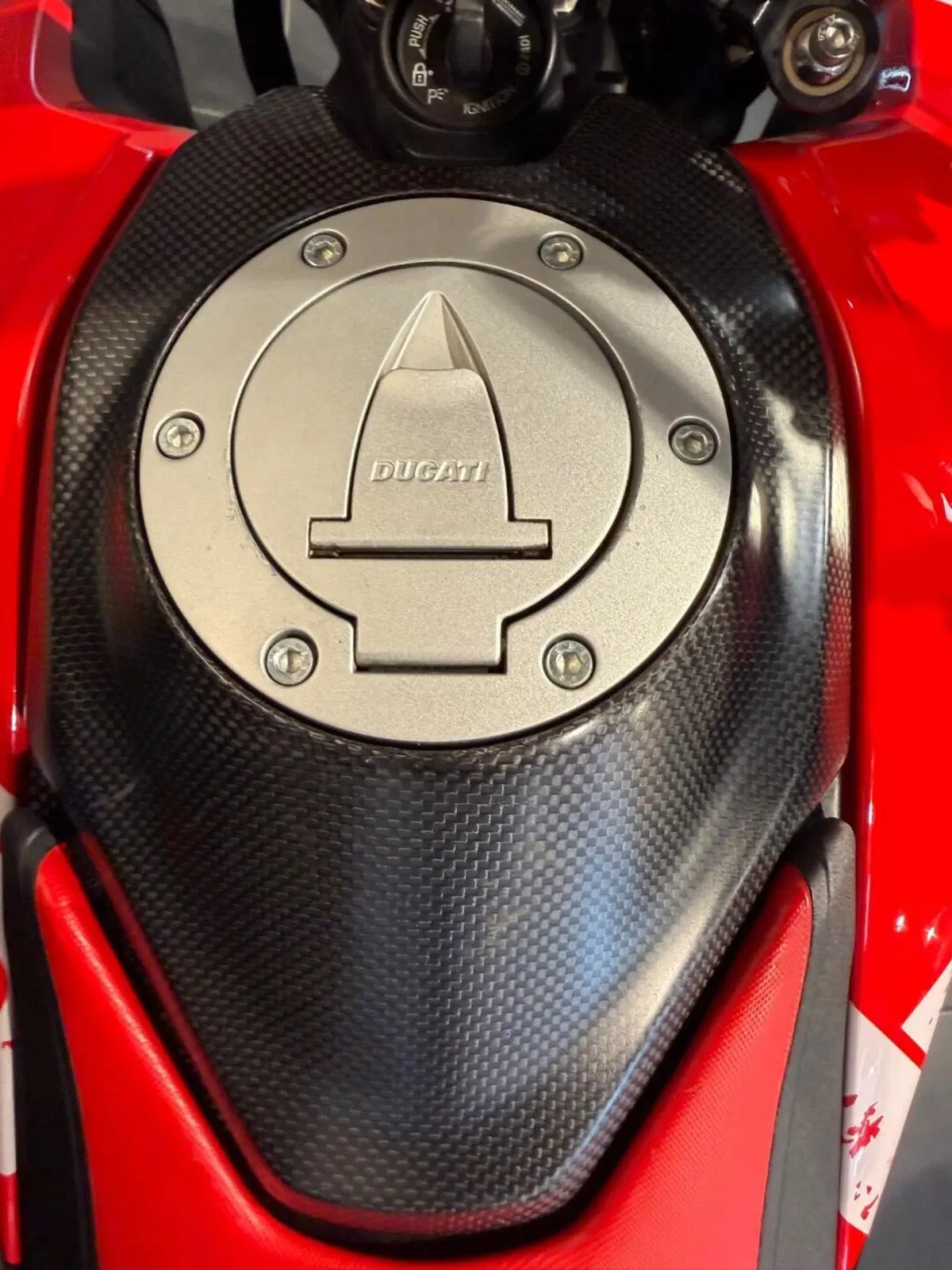 Ducati Hypermotard 950 RVE (2022 - 25) (12)