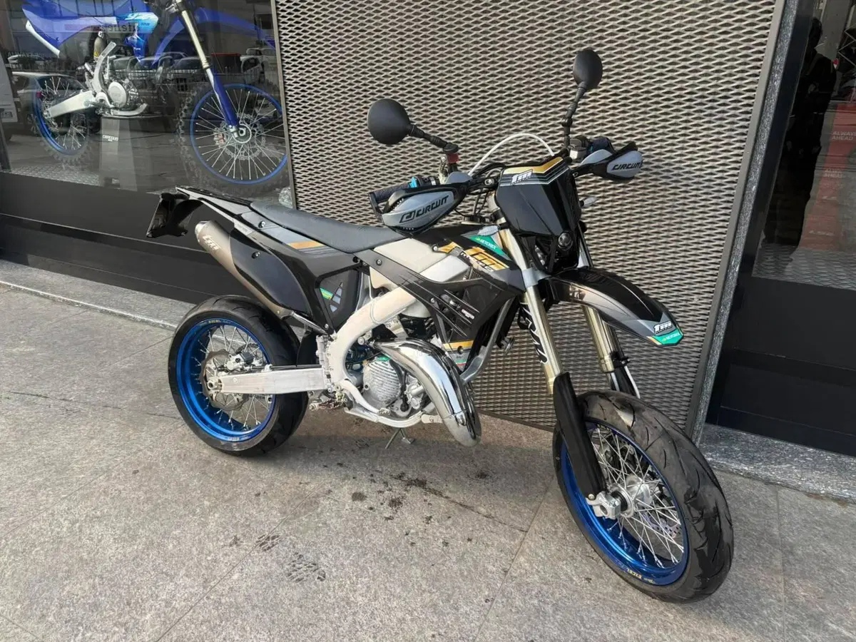 Tm Moto SMR 125 ES Fi 2T (2026 - 27)