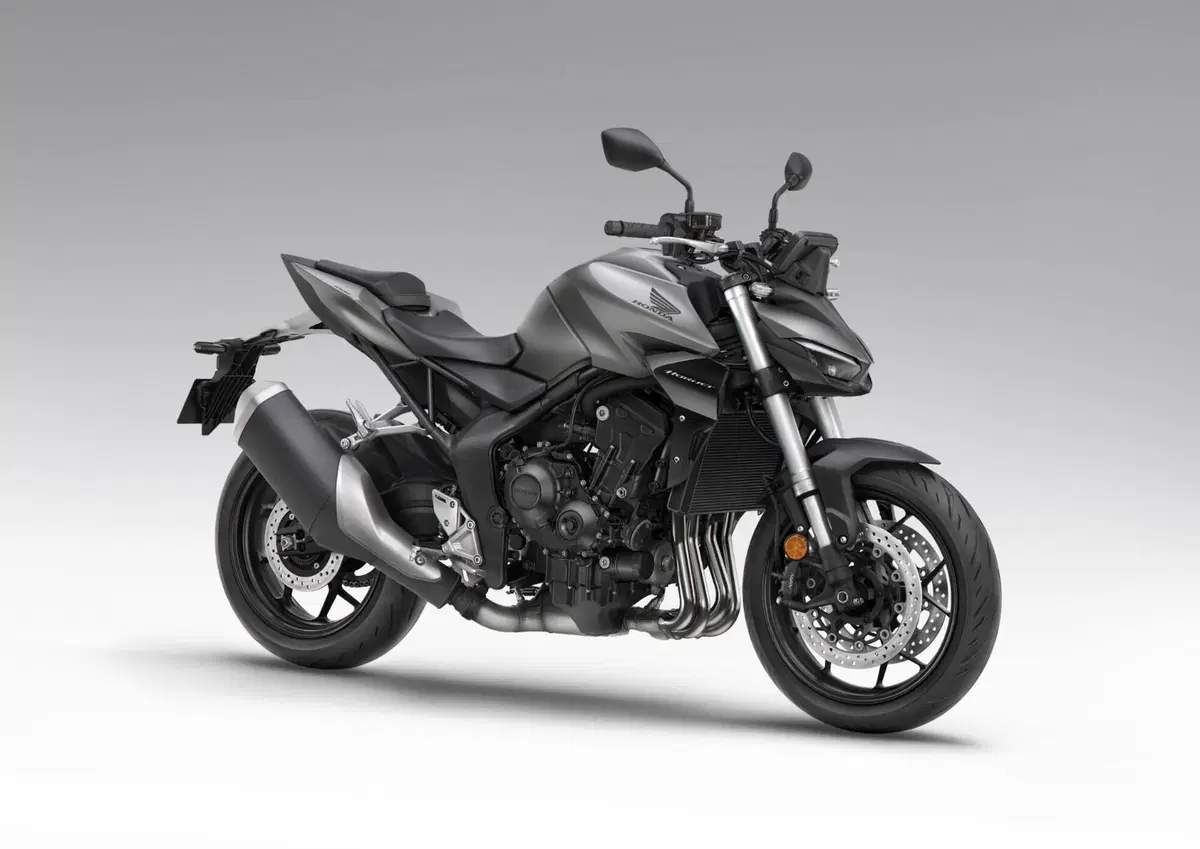 Honda CB 1000 Hornet (2025 - 26) (8)