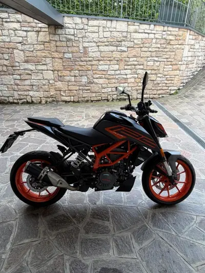 KTM 125 Duke (2021 - 23) usata