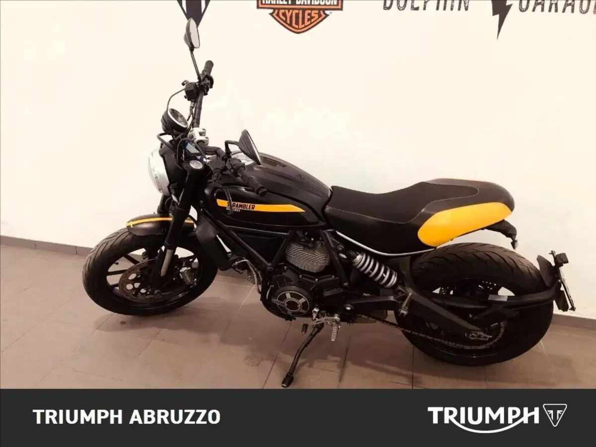 Ducati Scrambler 800 Full Throttle (2015 - 16)