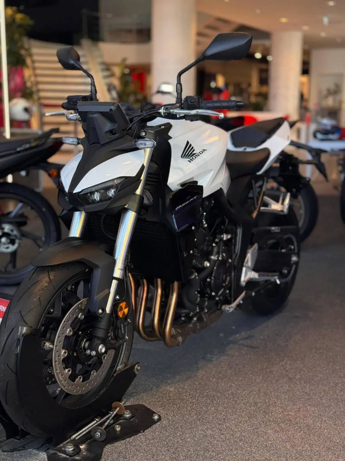 Honda CB 1000 Hornet (2025 - 26) (2)