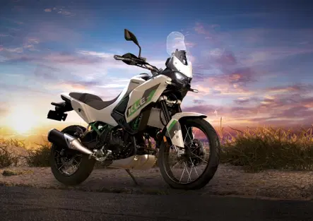Kawasaki KLE500 2027: arriva la frizione centrifuga Smartride. La leva c'è ancora (ma fa tutto da sola)