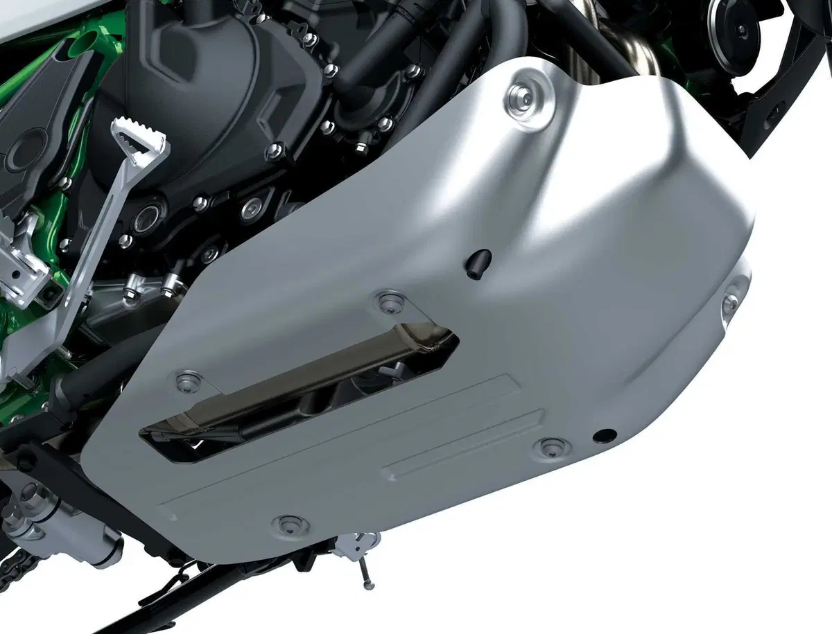Kawasaki KLE500 2027: arriva la frizione centrifuga Smartride. La leva c'è ancora (ma fa tutto da sola) [GALLERY] (12)