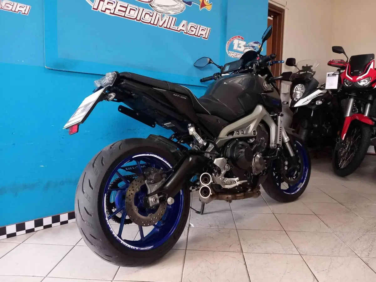 Yamaha MT-09 (2013 - 15) (3)