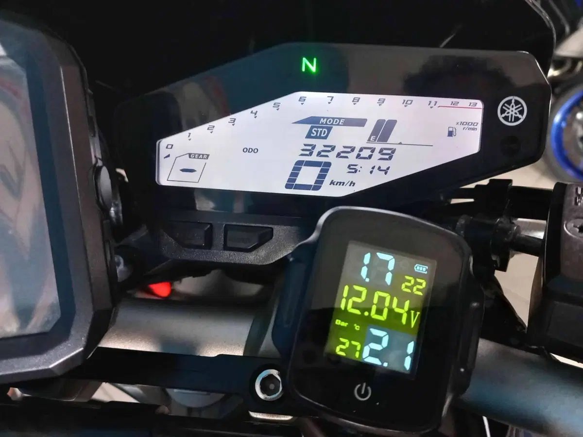 Yamaha MT-09 (2013 - 15) (20)
