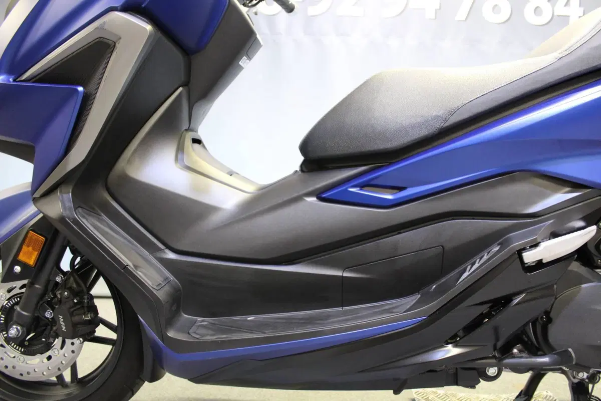 Honda Forza 350 Deluxe (2022 - 24) (18)