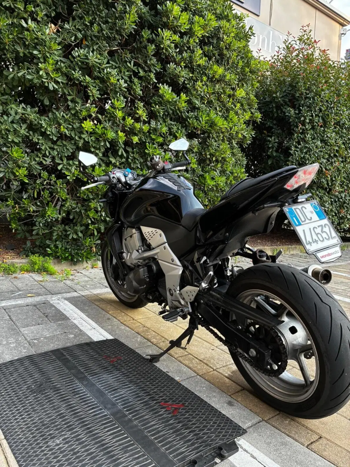 Kawasaki Z 750 (2007 - 14) (5)
